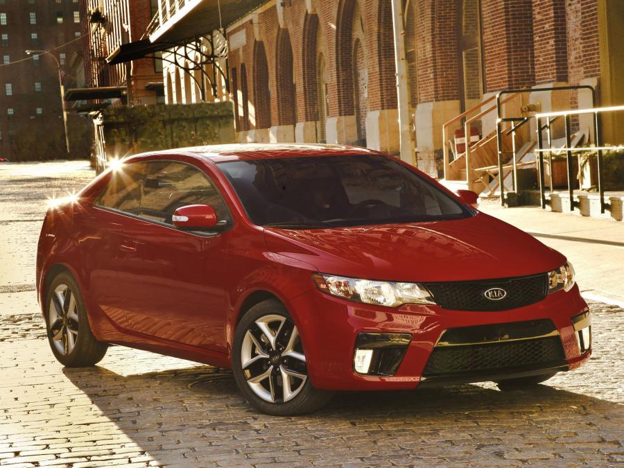  Kia Forte Koup 2009 года  (фото 50 из 169)